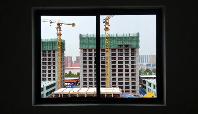 干线运输装卸搬运中的成本控制要点与实操建议
